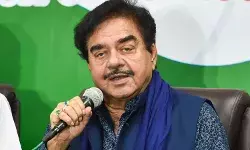 CPM के इस गढ़ में टीएमसी बनाम बीजेपी, शत्रुघ्न सिन्हा कर पाएंगे कमाल ?