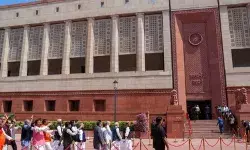 सियासी हवा का रुख बदलने में देर नहीं लगती, अब इन 259 सीटों पर संग्राम