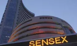 झूम कर 76 हजार के पार पहुंचा सेंसेक्स, निफ्टी भी ऑल टाइम हाई