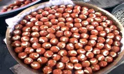 क्या आपने खाएं हैं मनेर के लड्डू? जानिये पीएम मोदी ने ऐसा क्या कहा जो हो रही है इन लड्डुओं की चर्चा