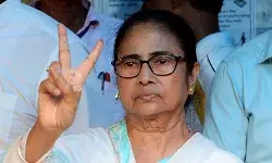 बंगाल में ममता बनर्जी का फॉर्मूला हिट, मां-माटी, मानुष ने फिर दिया मौका