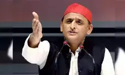 यूपी की सियासी पिच पर अखिलेश का कमाल, क्या यह सपा का सबसे बेहतर प्रदर्शन?