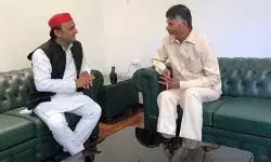 अखिलेश ने की नायडू से मुलाकात? केरल कांग्रेस के X पोस्ट से मची खलबली