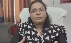 Success Story: खाने को पड़ गए थे लाले, पिता की मौत से टूट गई थीं इज्या तिवारी, पहले अटेंप्ट में बनी अधिकारी