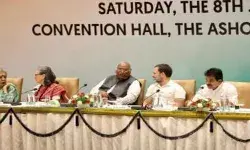 CWC ने राहुल को नेता विपक्ष बनाने का प्रस्ताव किया पारित, कांग्रेस नेता ने कहा- सोचने के लिए दें समय