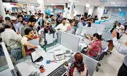 सेविंग खाते में मिनिमम बैलेंस, प्राइवेट- सरकारी बैंक दोनों कर रहे मनमानी