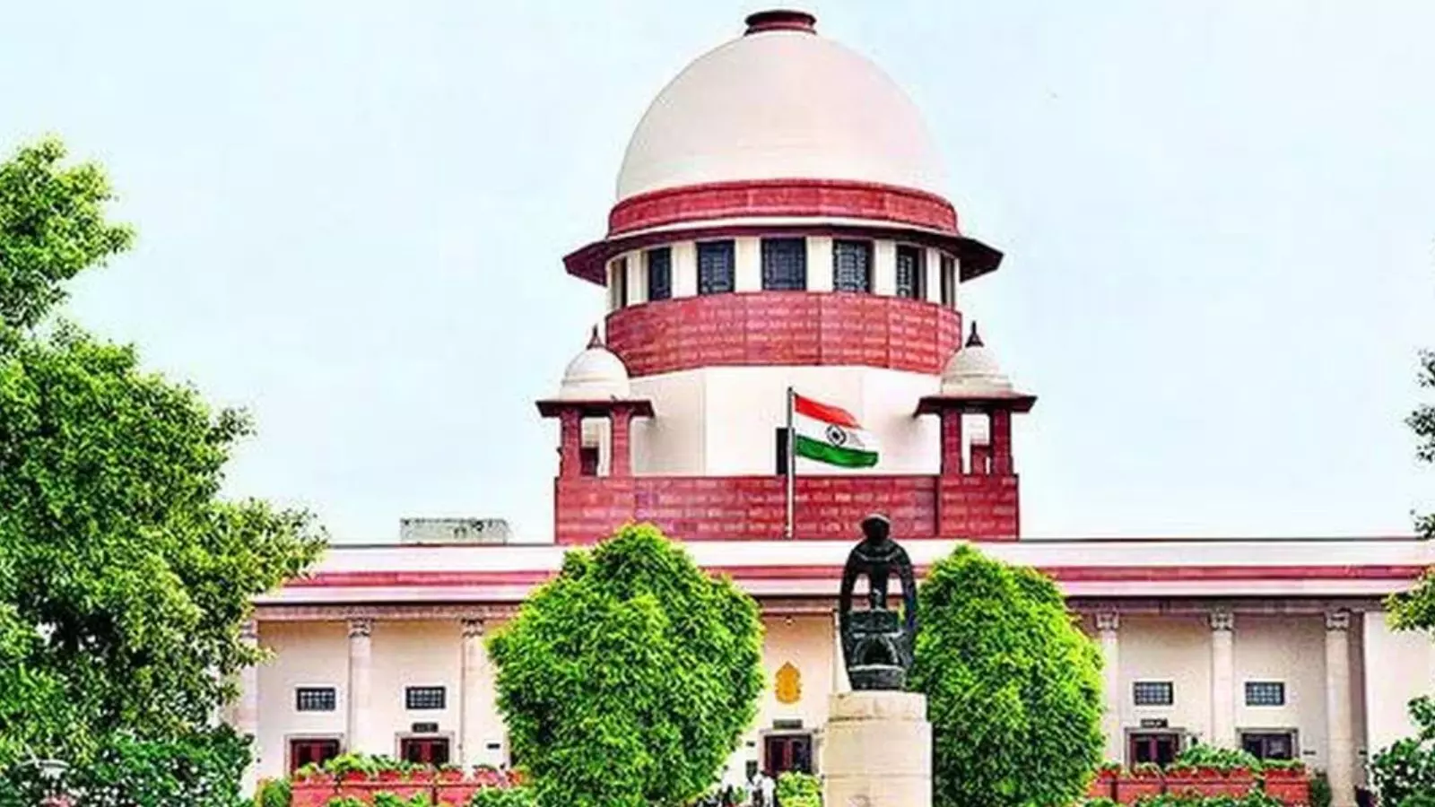 SC ने अंधविश्वास समाप्त करने संबंधी PIL की खारिज की, कहा- हमारे पास सभी बुराइयों का इलाज नहीं