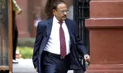 पीएम मोदी ने फिर जताया भरोसा, खुफिया प्रमुख रहे डोभाल को मिला NSA का तीसरा कार्यकाल