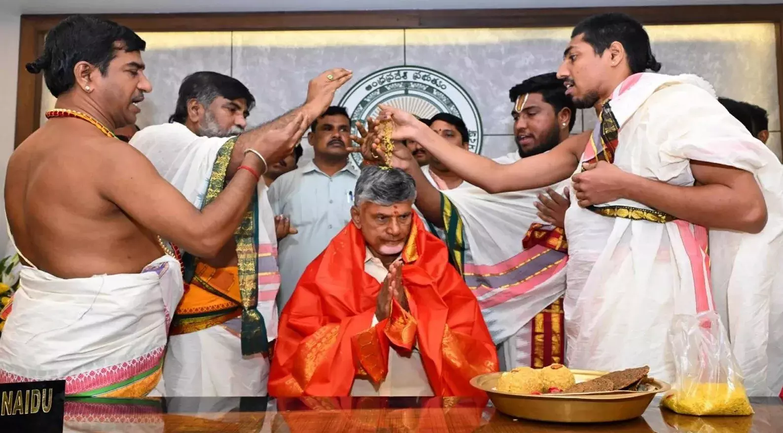 नायडू की वापसी के बाद भी क्यों संशय की स्थिति में है अमरावती प्रोजेक्ट