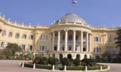 पश्चिम बंगाल के राज्यपाल ने उठाया कदम, कहा- राजभवन खाली करे पुलिस