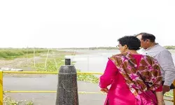 आतिशी ने किया वजीराबाद बराज का निरिक्षण, कहा हरियाणा सरकार ने नहीं छोड़ा पानी