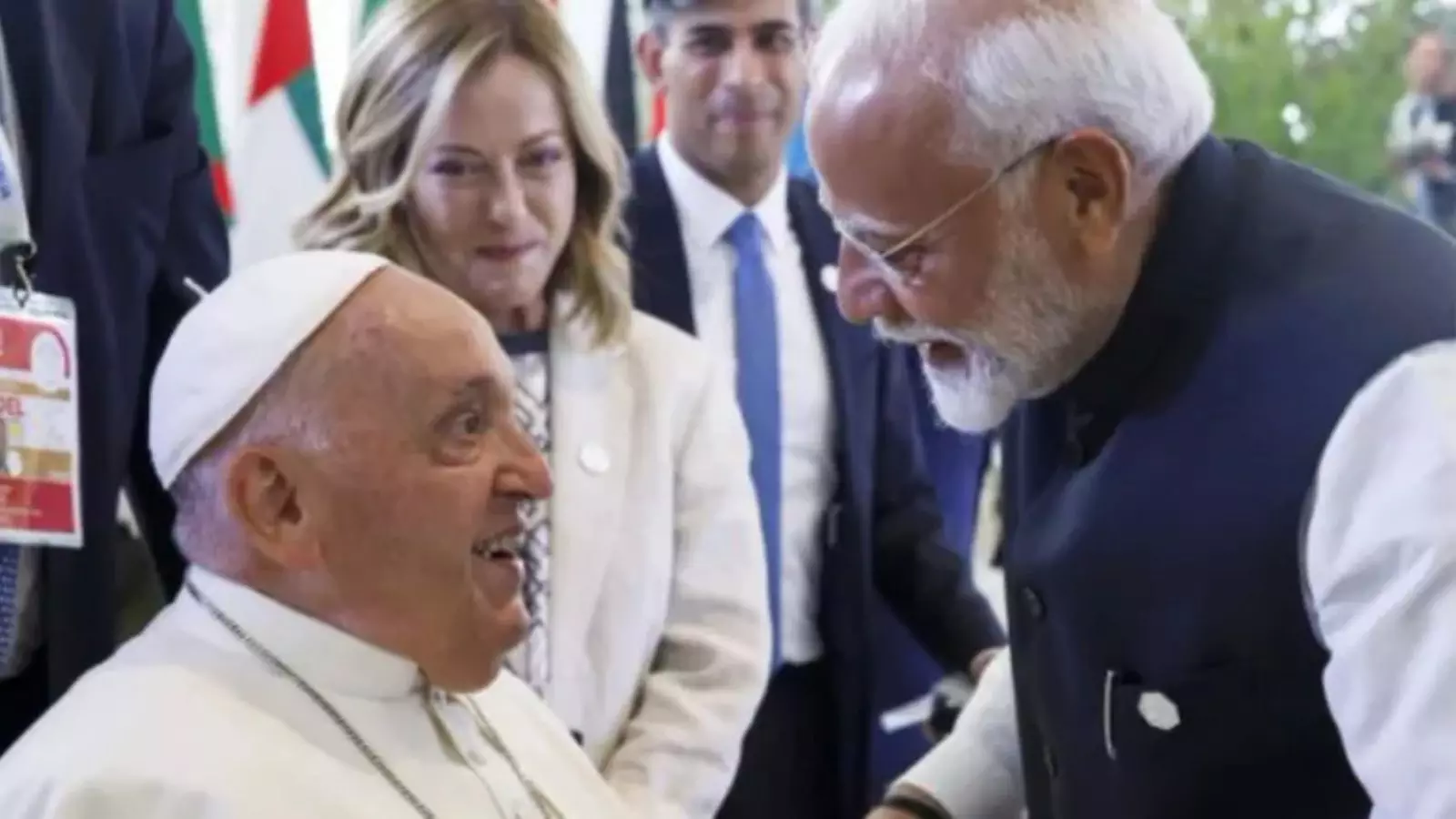 कांग्रेस की केरल इकाई ने मांगी मोदी-पोप से माफी, सोशल मीडिया पर कही थी ये बात