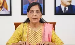 दिल्ली के CM की जमानत रोकने के लिए लगी पूरी व्यवस्था, यह तानाशाही है: सुनीता केजरीवाल