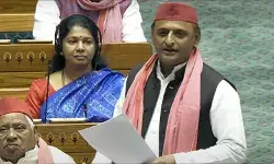 अखिलेश ने अपनी तरकश से निकाले पंच बाण, संसद में मोदी सरकार पर कसा तंज