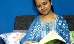 Success Story: बड़ी दुर्घटना में अपना हाथ गवाने के बावजूद आखिला बनी IAS