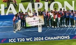 विश्व विजेता इंडियन टीम को BCCI ने बनाया अरबपति, वानखेड़े स्टेडियम में भव्य सम्मान