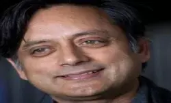 ब्रिटेन के नतीजों पर शशि थरूर ने ली बीजेपी के 400 पार के नारे पर चुटकी