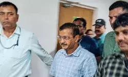 बढ़ा या घटा: केजरीवाल के वज़न पर इतना हंगामा क्यों बरपा है?