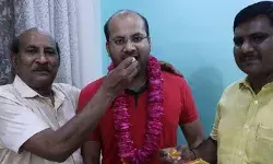 Success Story: UPSC की तैयारी के वक्त मां का हुआ निधन, दुख को बनाई ताकत; बने IAS