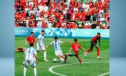 Paris 2024:मैदान में दाखिल हो दर्शकों ने काटा बवाल,खिलाड़ी मैच छोड़ भागे