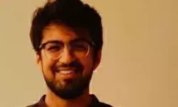 Success Story: बड़े भाई से ली प्रेरणा, चौथे प्रयास में अनिरुद्ध बने IAS