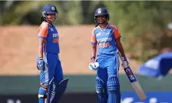 शेफाली-मंधाना के तूफान में उड़ा बांग्लादेश, भारत ने 10 विकेट से जीतकर फाइनल में बनाई जगह