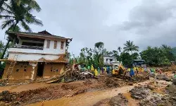 Wayanad Landslides: अब तक 125 लोगों ने गंवाई जान, राहत-बचाव में लगी हैं सेना-नौसेना और NDRF