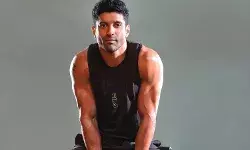 जब अपनी 16 साल की शादी तोड़कर किसी के प्यार में डूबे फरहान अख्तर, जानें कौन है वो...