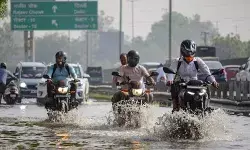 दिल्ली को नया मुख्यमंत्री तो मिला, लेकिन बारिश के जाम से मुक्ति नहीं