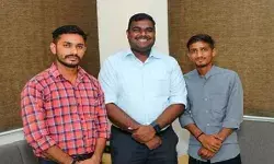 Success Story: पंक्चर बनाकर बने आईएएस अधिकारी, काफी संघर्षों से भरी है उनकी कहानी