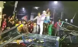 आरजी कर अस्पताल में आधी रात को तोड़फोड़, उपद्रवियों ने पुलिस पर पथराव किया