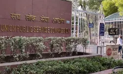 गठबंधन का रंग दिखने लगा, IAS में लेटरल एंट्री पर केंद्र सरकार झुकी