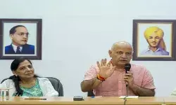 दिल्ली विधानसभा चुनाव : सिसोदिया के बाहर आने के बाद क्या है आप के अन्दर का हाल