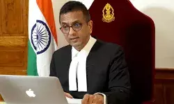 आपकी हिम्मत कैसे हुई? मैं अभी भी प्रभारी हूं, CJI चंद्रचूड की वकील को फटकार