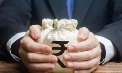 क्या पूर्ण जमा बीमा बैंकों के प्रति जमाकर्ताओं का विश्वास बहाल करने में होगा कारगर ?