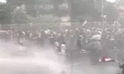 कोलकाता की सड़कों पर छात्रों का उबाल- बवाल, सत्ताधारी क्यों हो जाते हैं  शंकालु