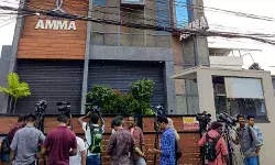 क्या बॉलीवुड क्या मलयालम इंडस्ट्री, दामन पर बदनामी की छींट