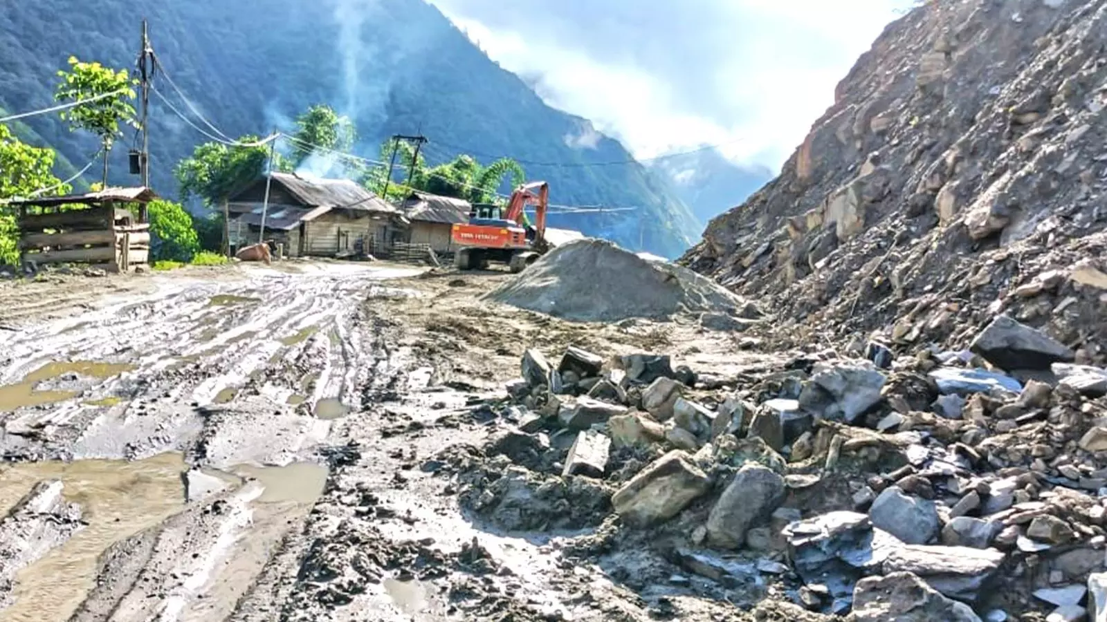 अरुणाचल प्रदेश के लोग इस वजह से परेशान, सिग्नल ना होना बड़ी चुनौती