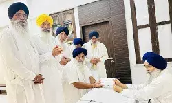 अकाल तख़्त की नज़र में सुखबीर बादल तनखैया, बादल माफ़ी मांगने के लिए तैयार