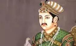 राजस्थान के शिक्षा मंत्री का ऐलान, स्कूलों में नहीं पढ़ाया जाएगा अकबर महान