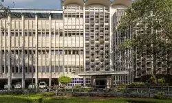 क्या IIT बांबे की चमक पड़ रही फीकी, 30 हजार रुपए पर प्लेसमेंट
