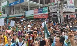 बांग्लादेश में नहीं थमा हिन्दुओं पर अत्याचार, थाने में घुस कर भीड़ ने की छात्र की हत्या