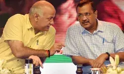 केजरीवाल-सिसोदिया को बेल, अब AAP पर मंडराया कानूनी अनिश्चितता का बादल? जानें वजह