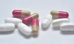 एंटीबायोटिक मेडिसिन ही बन जाएंगी आफत, रिपोर्ट के मुताबिक बहुत बड़ा है खतरा