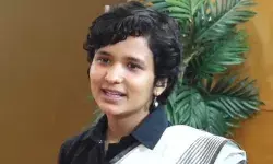 UPSC Success Story: लगातार 4 साल की कड़ी मेहनत के बाद यूपीएससी में बनीं टॉपर, श्रुति शर्मा की ऐसी है ये कहानी