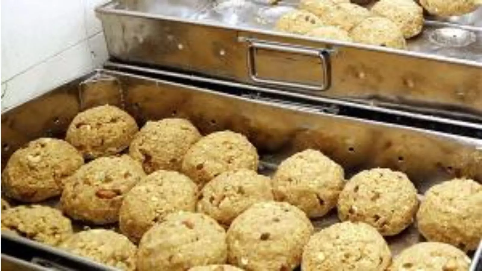 Tirupati Laddu Row: प्रसाद के लिए घी सप्लाई करने वाली कंपनी का दावा- सामग्री क्वालिटी टेस्ट में पास