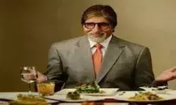 बॉलीवुड के बिग बी अमिताभ बच्चन पूरे दिन में खाते हैं ये डाइट, जानें उनका फिटनेस मंत्र