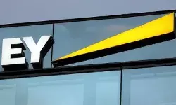 कर्मचारी की मौत: बगैर शॉप्स एक्ट लाइसेंस के चल रहा था EY का पुणे कार्यालय