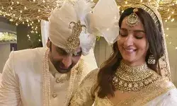 B-Town की इन अभिनेत्रियों ने अपने Wedding Day पर पहनी थी लाखों की पोशाक, इस एक्ट्रेस की थी सबसे महंगी साड़ी