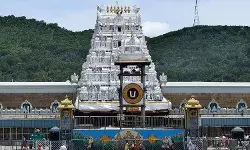 एक तरफ शुद्धिकरण दूसरी तरफ शराब की दुकानें, तिरुपति के लोग भड़क गए